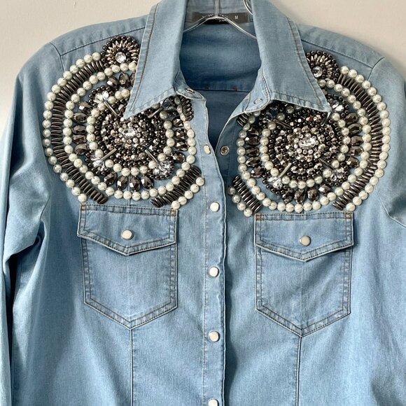 NWOT - "Villon Jeans" - Denim-Bleu Embellished Cotton Shirt - Made in Brazil - Picture 10 of 12